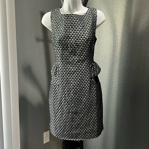 Boutique Dress with Pockets!! NWT​ - Picture 2 of 6